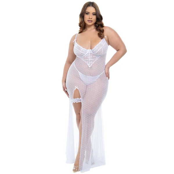 LIVIA GOWN PLUS
