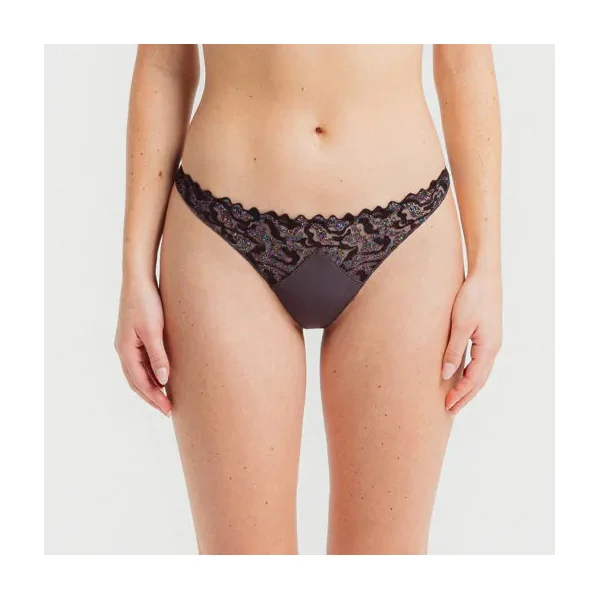 Louisa Bracq Electric Waves Brief