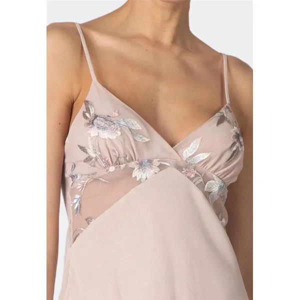 Rya Stunning Chemise